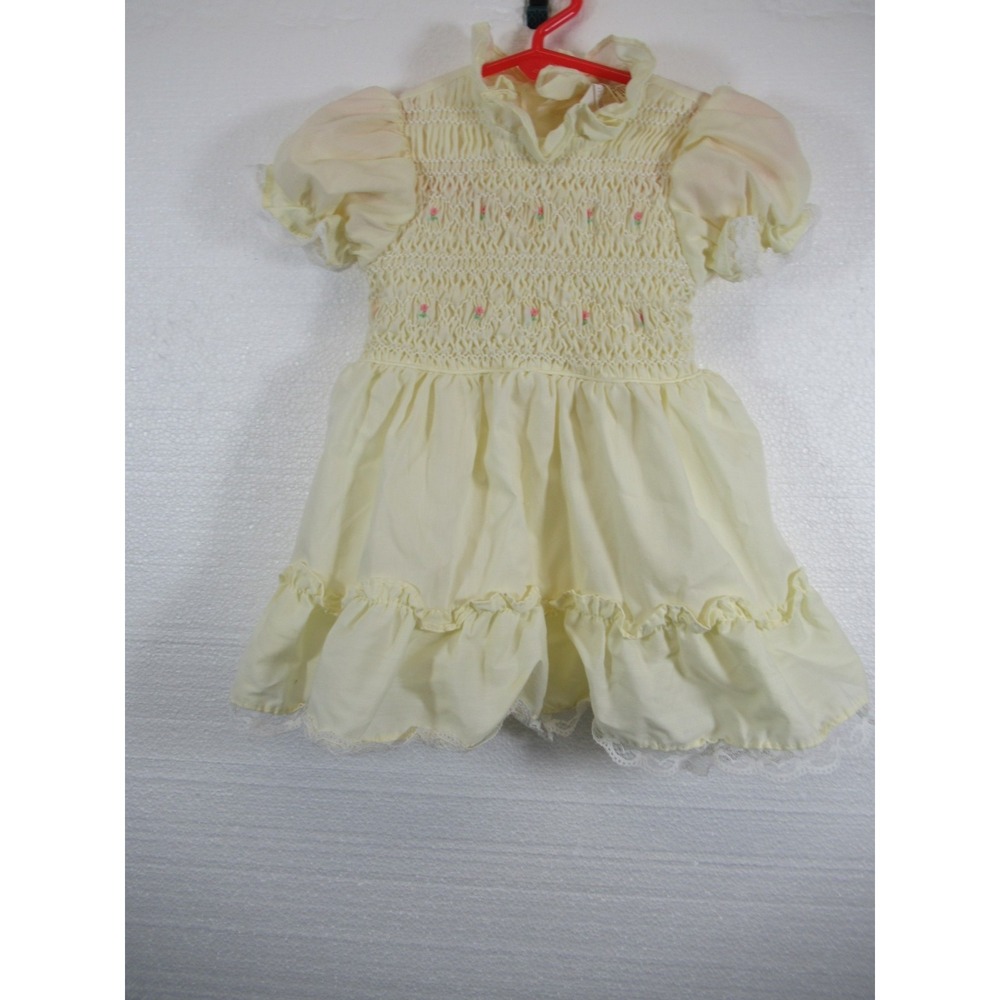 Vintage 70s 80s Winnie the Pooh Smocked Dress Baby Girl 2T Yellow Frilly